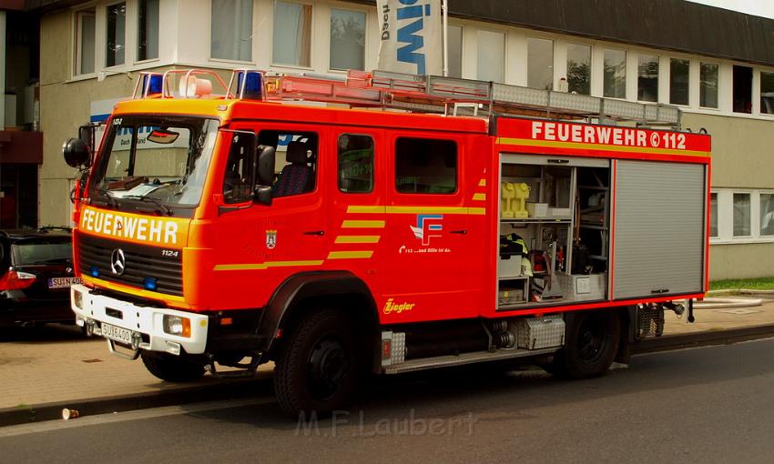 Feuer Halle Siegburg Gewerbegebiet Zange P003.JPG